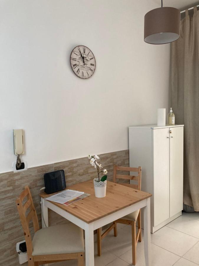 La Casa Di Flo Hotel Napoli Eksteriør billede