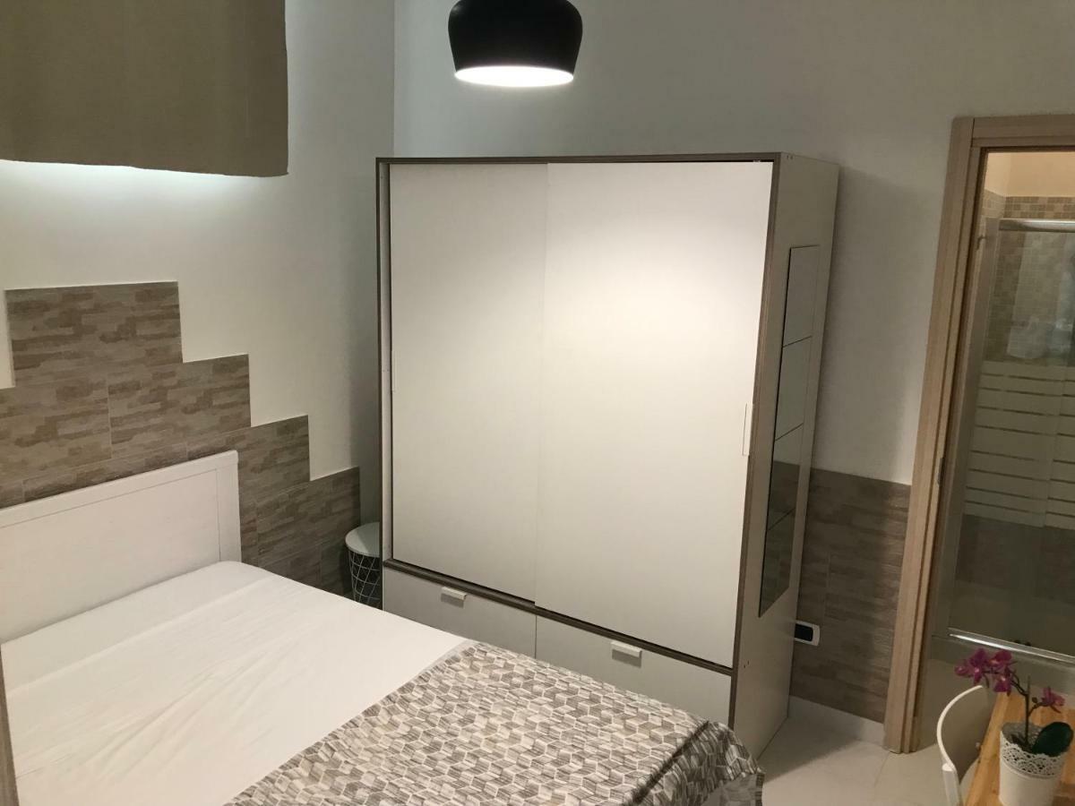 La Casa Di Flo Hotel Napoli Eksteriør billede